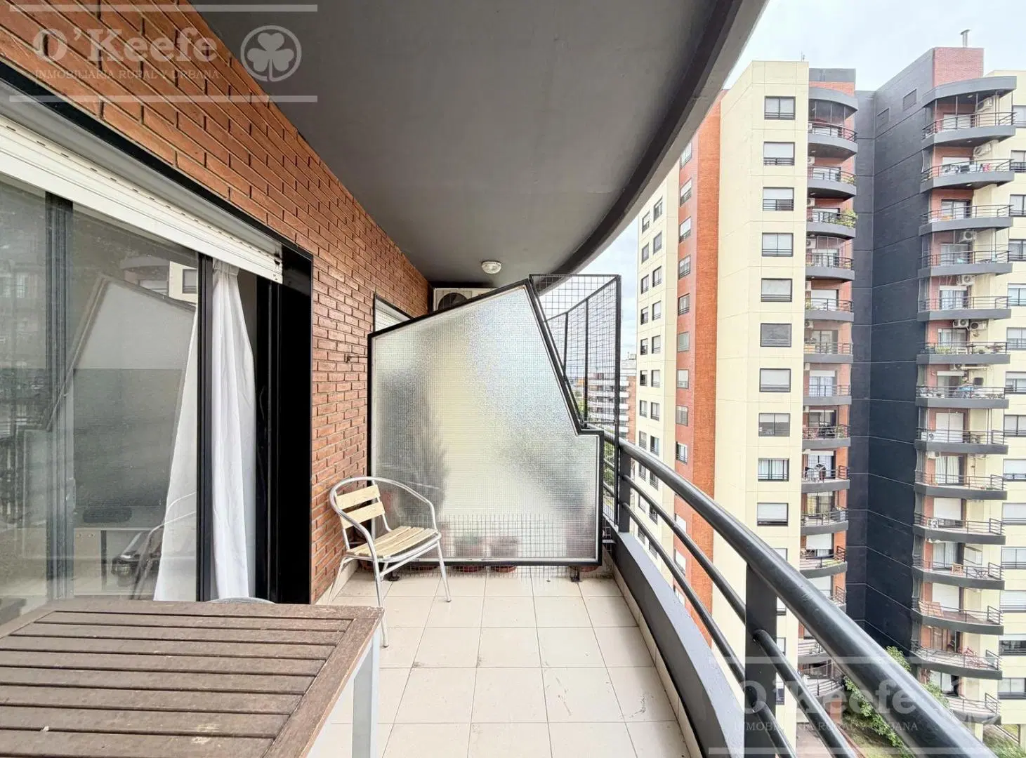 Departamento 3 ambientes con cochera en Quilmes, complejo Terrazas de Guido, Seguridad 24 hs 3