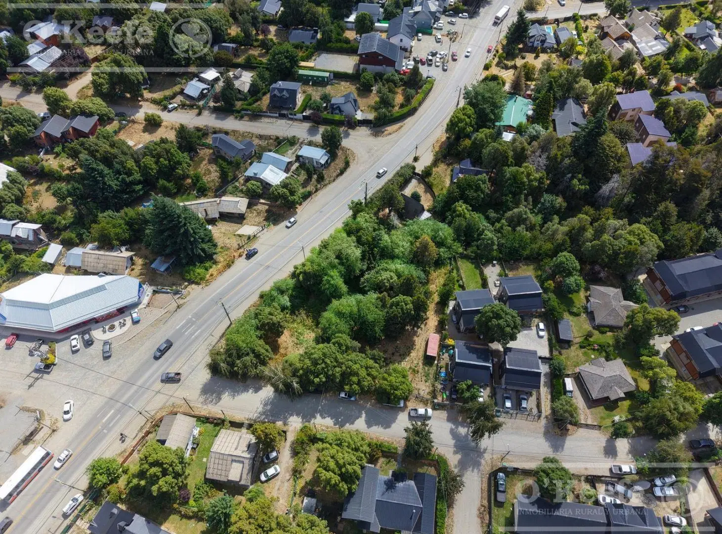 Local en venta en paseo de compras el  Arroyo km 7 de Av. Pioneros -  Bariloche 5