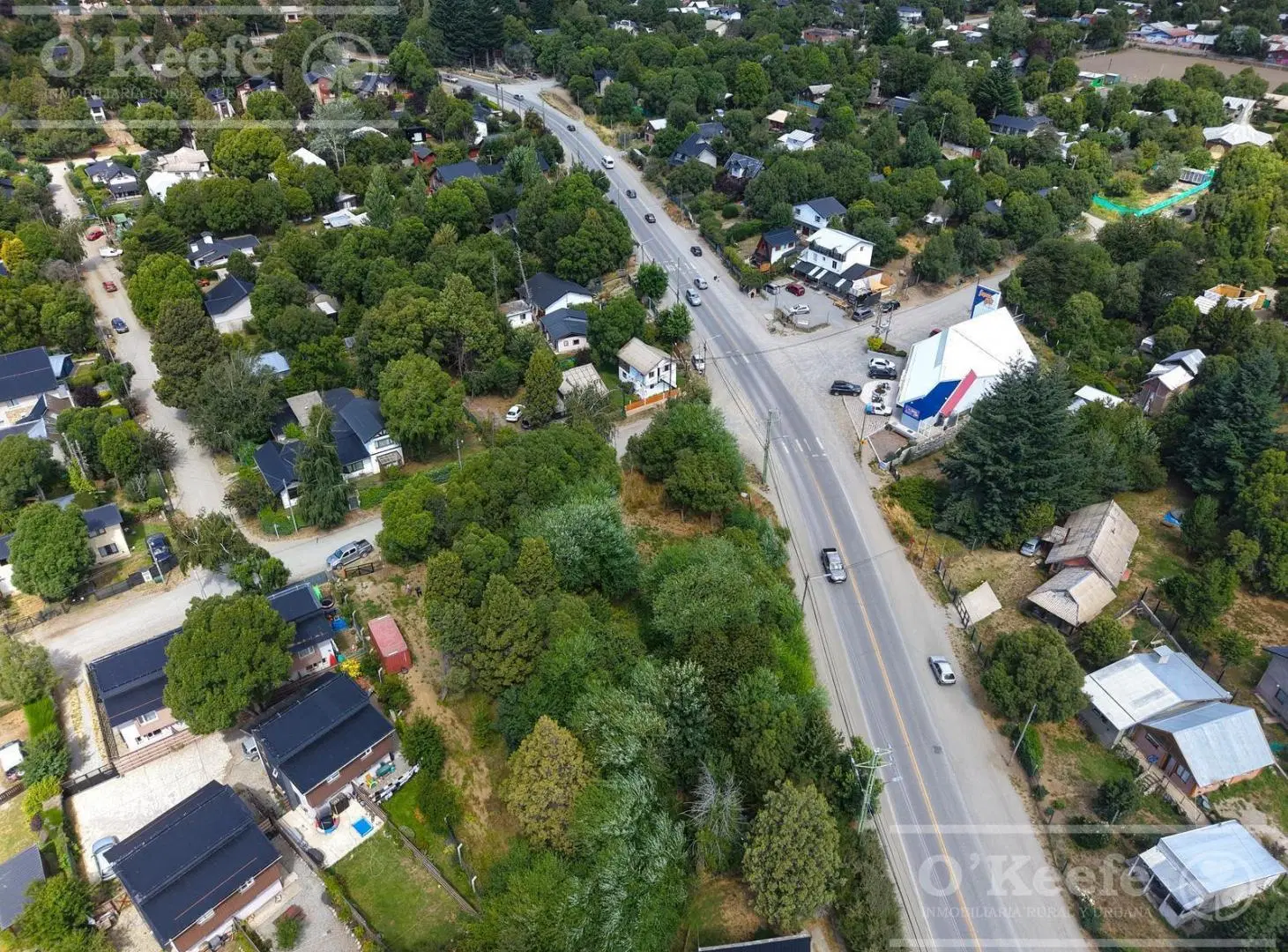 Local en venta en paseo de compras el  Arroyo km 7 de Av. Pioneros -  Bariloche 4