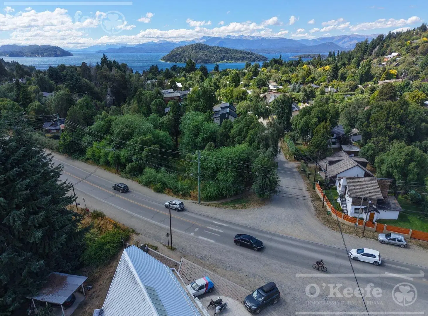 Local en venta en paseo de compras el  Arroyo km 7 de Av. Pioneros -  Bariloche 4