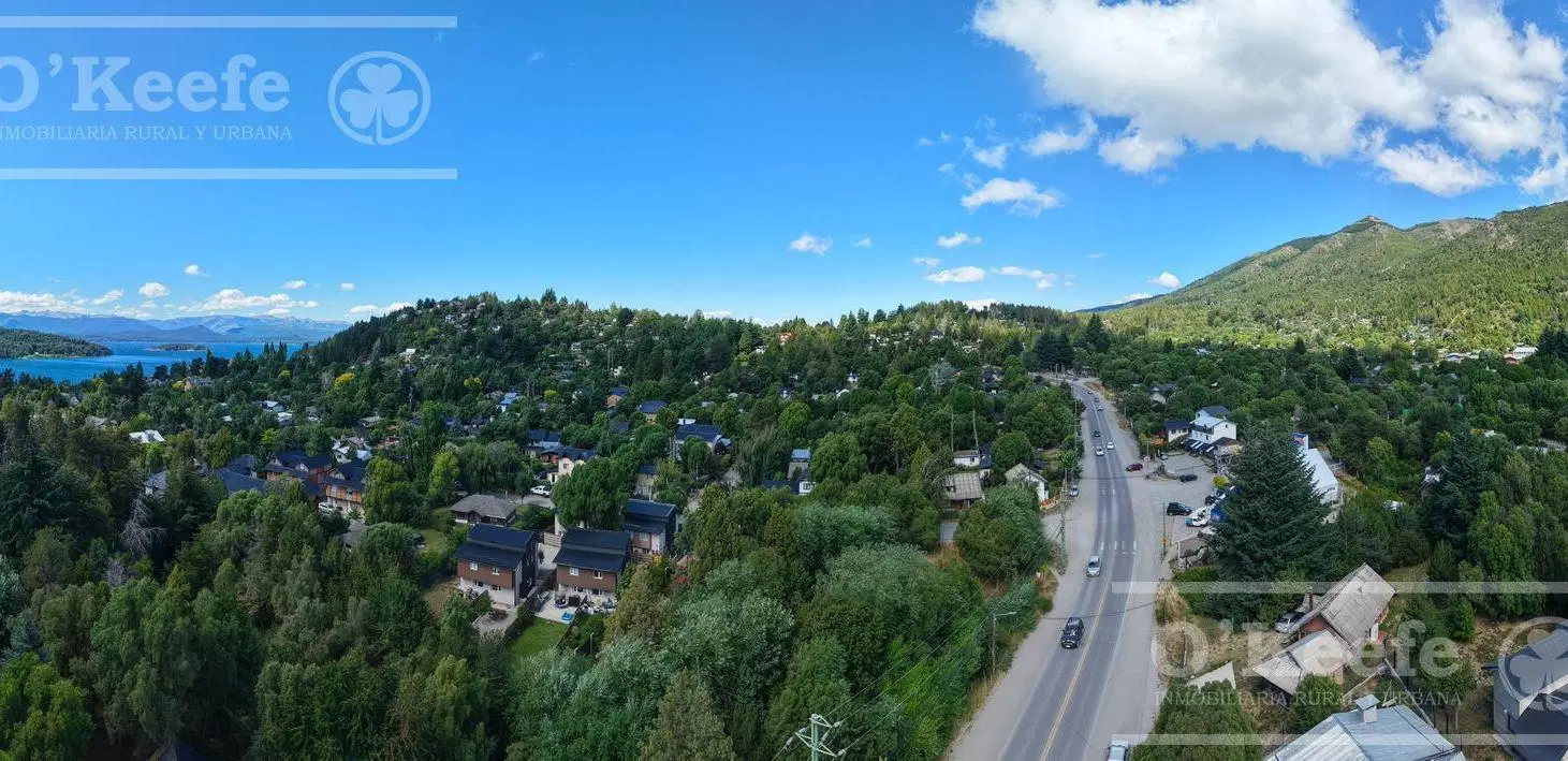Local en venta en paseo de compras el  Arroyo km 7 de Av. Pioneros -  Bariloche 3
