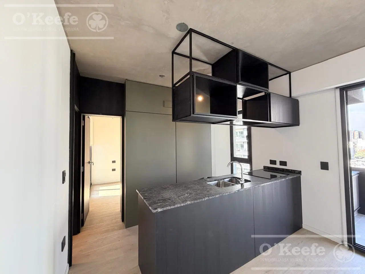 Departamento 2 ambientes c/cochera en Venta, Quilmes Centro, Excelentes terminaciones. 3