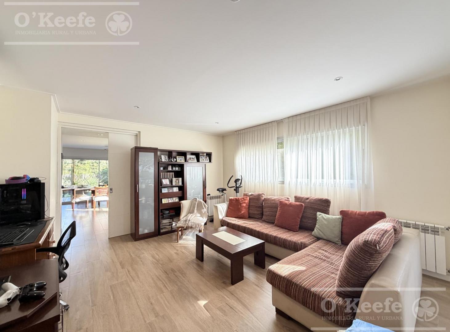 Foto de Casa en venta en Quilmes - Barrio Dorrego 4 ambientes en lote central., imagen 1