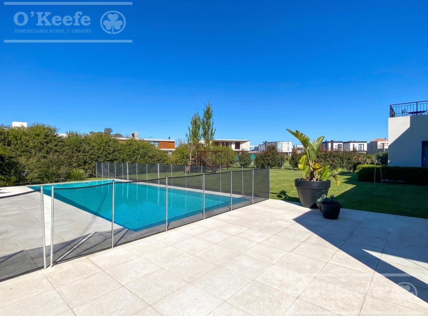 Foto de Casa en venta de excelente calidad constructiva en Greenville Polo, imagen 1
