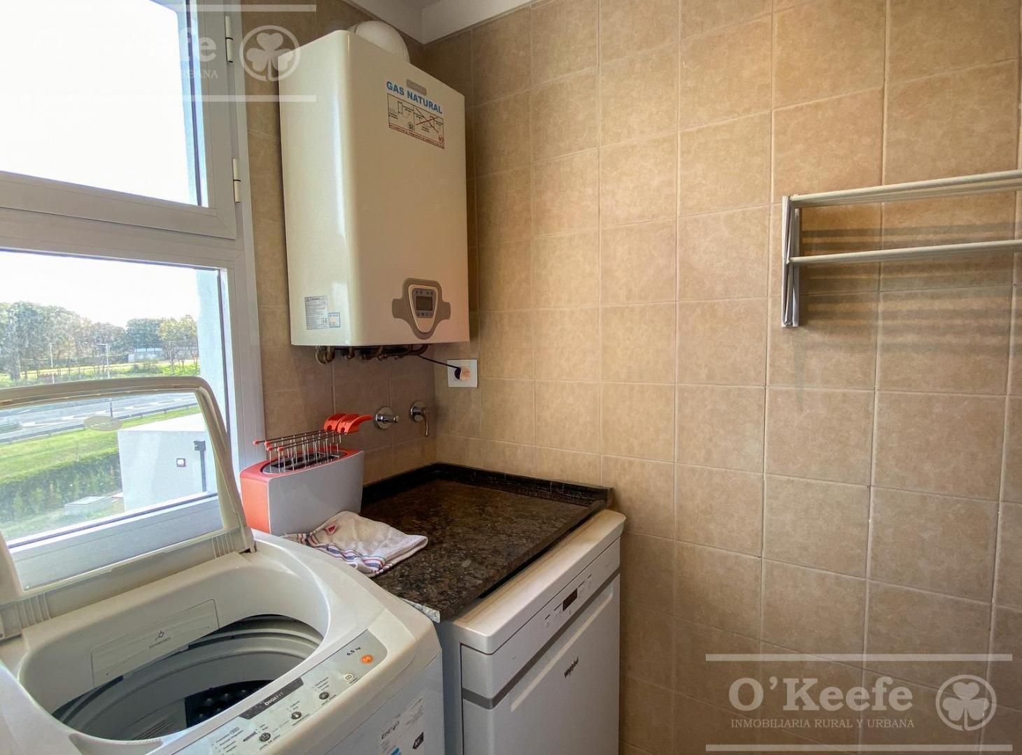 Foto de Excelente departamento de 3 ambientes con balcón aterrazado y parrilla, imagen 5