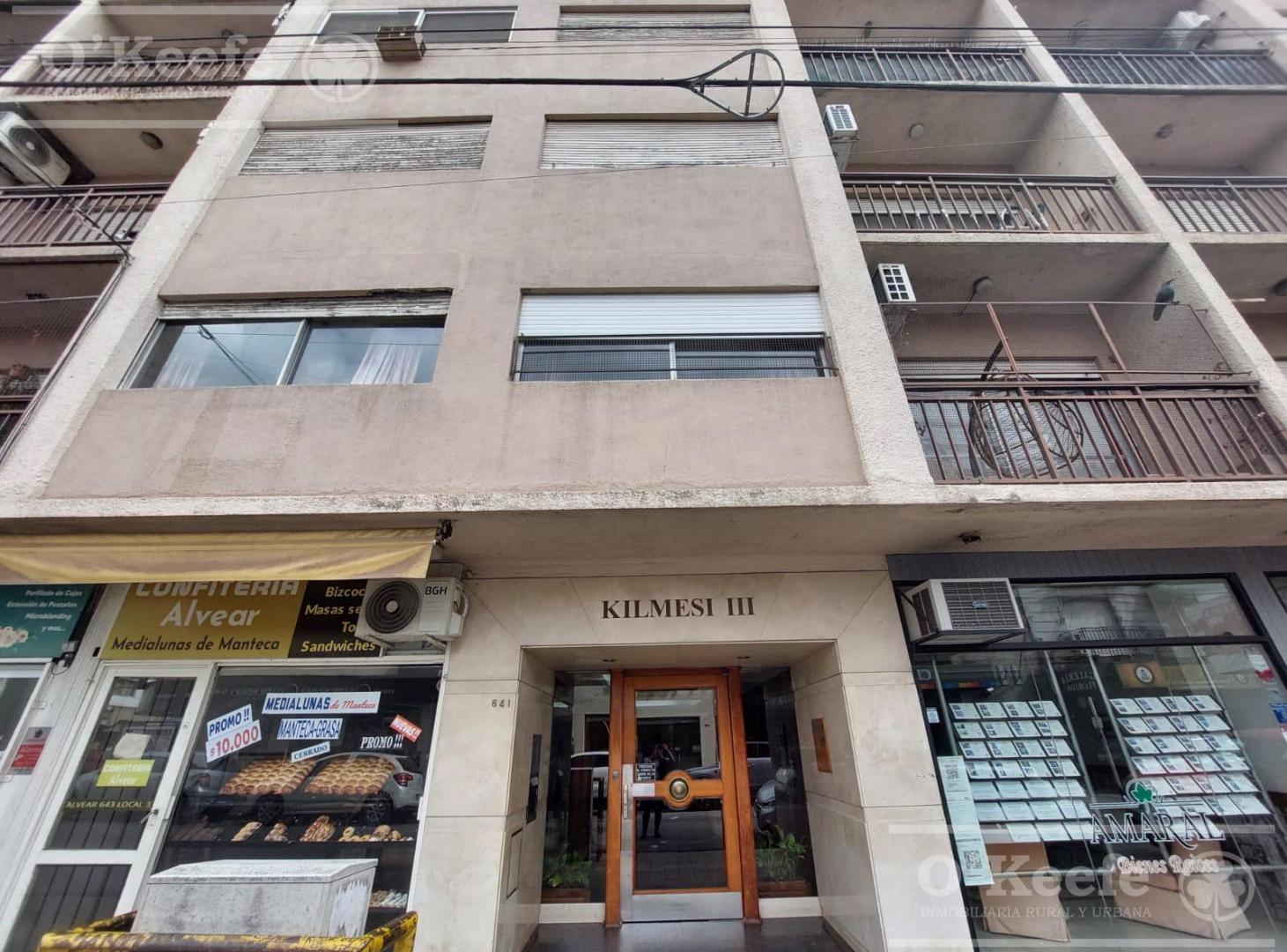 Foto de DEPARTAMENTO EN ALQUILER 4 AMBIENTES EN QUILMES CENTRO ..IMPECABLE !!, imagen 1
