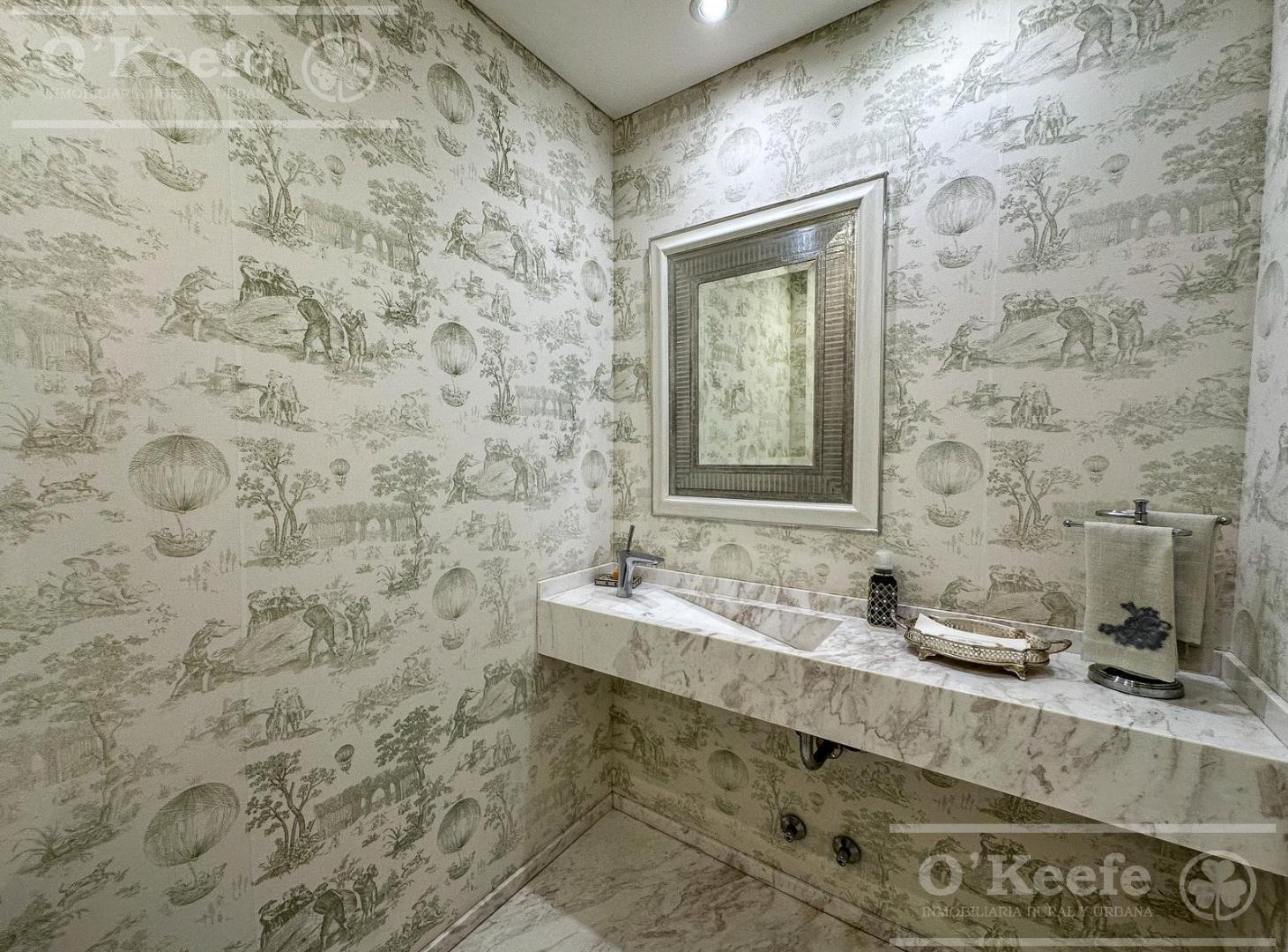 Foto de CASA EN VENTA 4 AMBIENTES - BARRIO NUEVO QUILMES CON SALIDA AL CANAL, imagen 5