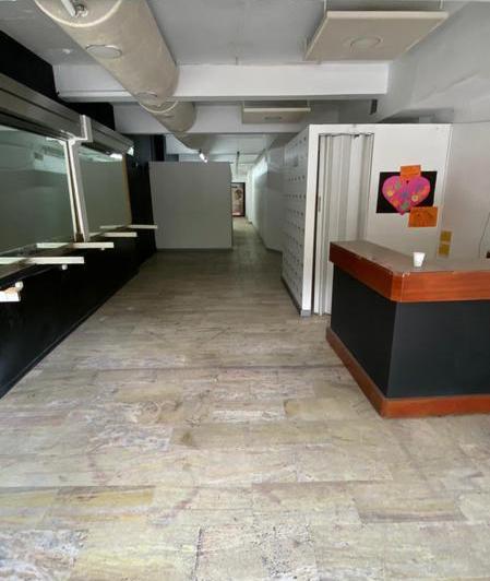 Foto de Local Comercial 80m2 ! Todo en una planta. Alberdi 152- Caballito, imagen 5