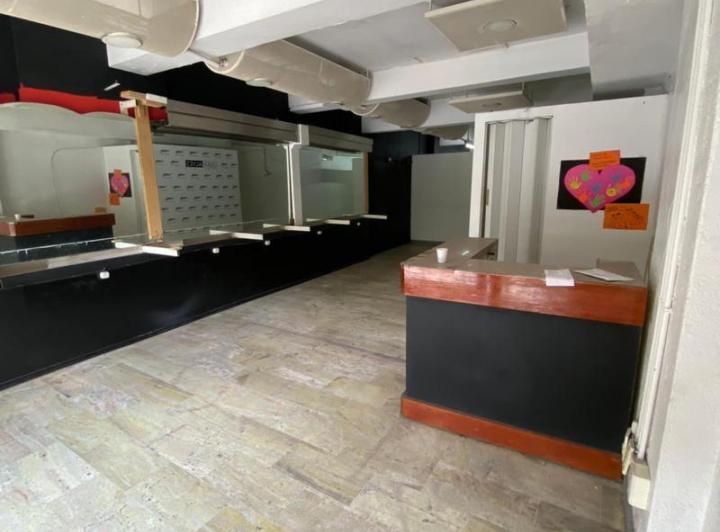 Foto de Local Comercial 80m2 ! Todo en una planta. Alberdi 152- Caballito, imagen 1