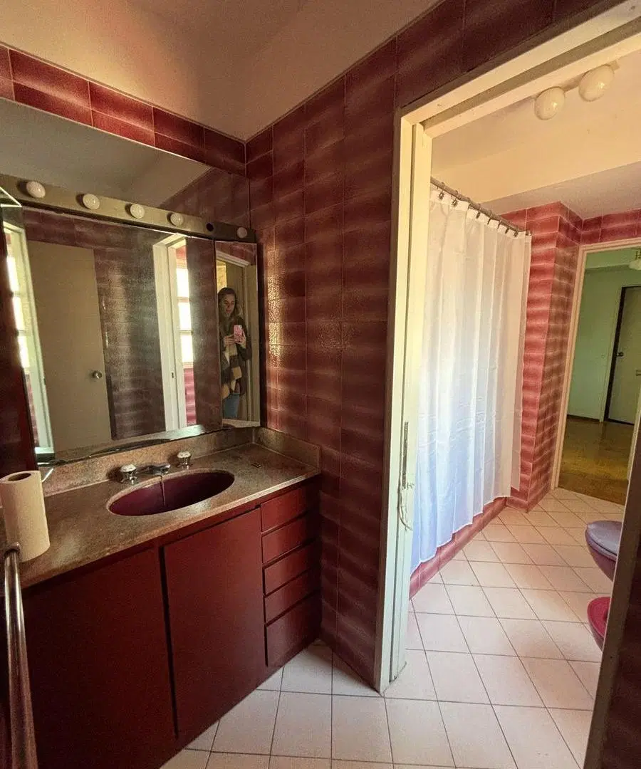 5 amb + Dep. de servicio! Espectacular living! Balcon al frente! Con cochera. Peron 2100 5