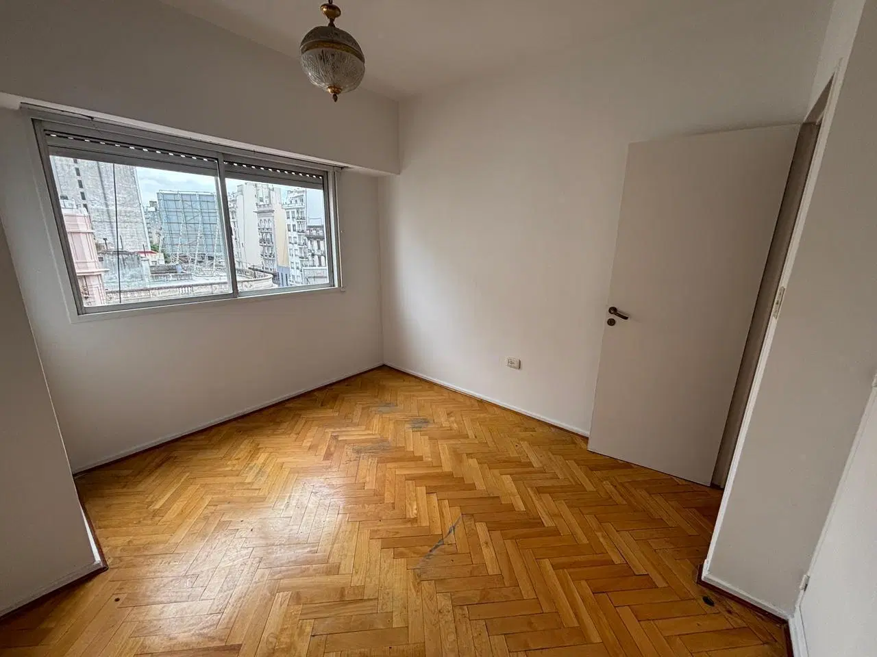 2 AMB. con balcon super luminoso! Av. Corrientes 2100 4