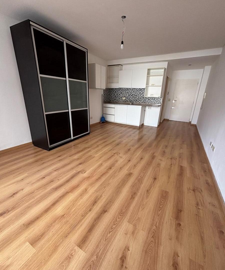 Foto de Monoambiente super luminoso con balcon!!! Amenities!!! Tucuman 1900, imagen 2
