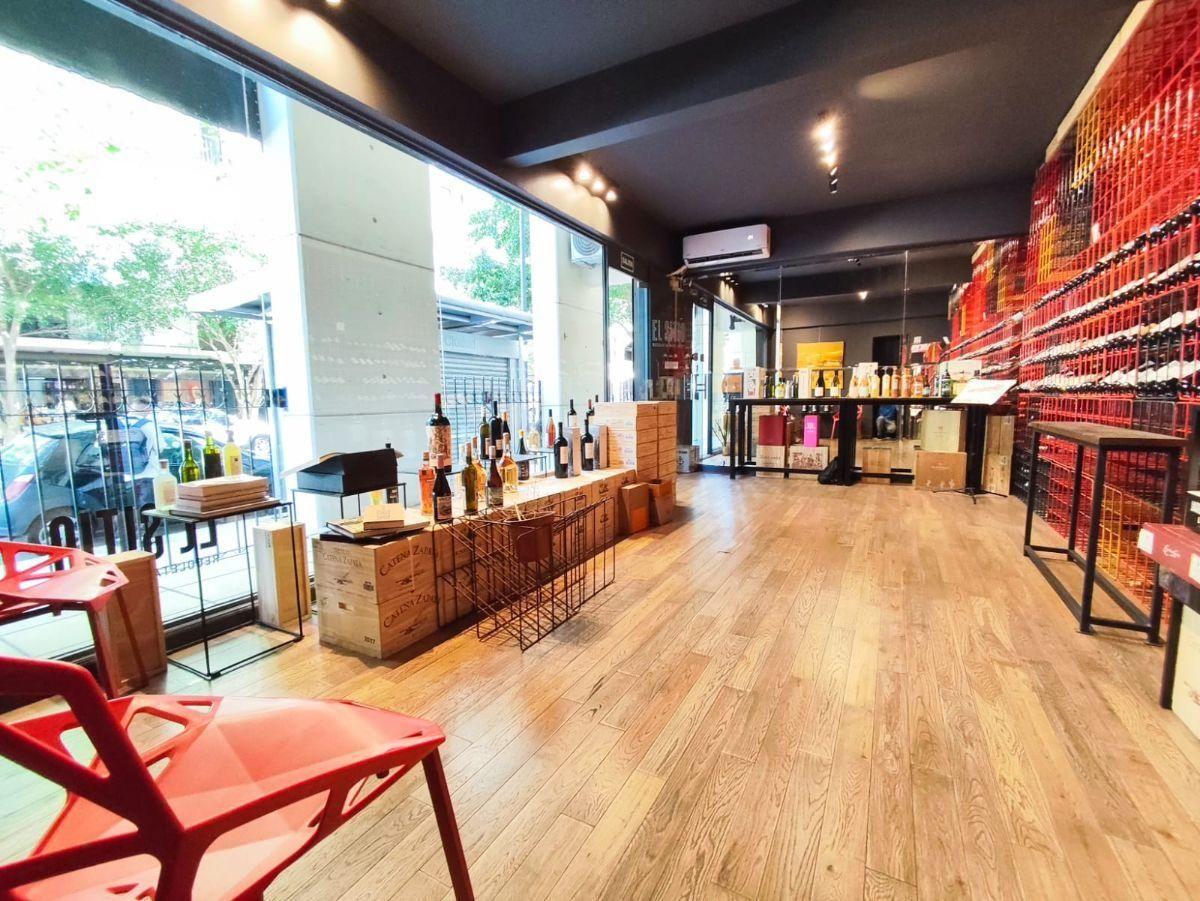 Foto de Excelente local comercial Amplia vidriera Muy buena ubicación en, imagen 5