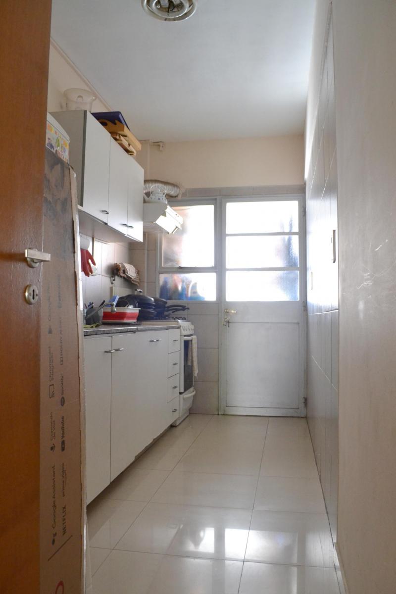 Tucuman al 100 - Lanus Oeste - 2 ambientes, semipiso con muy buena seguridad
