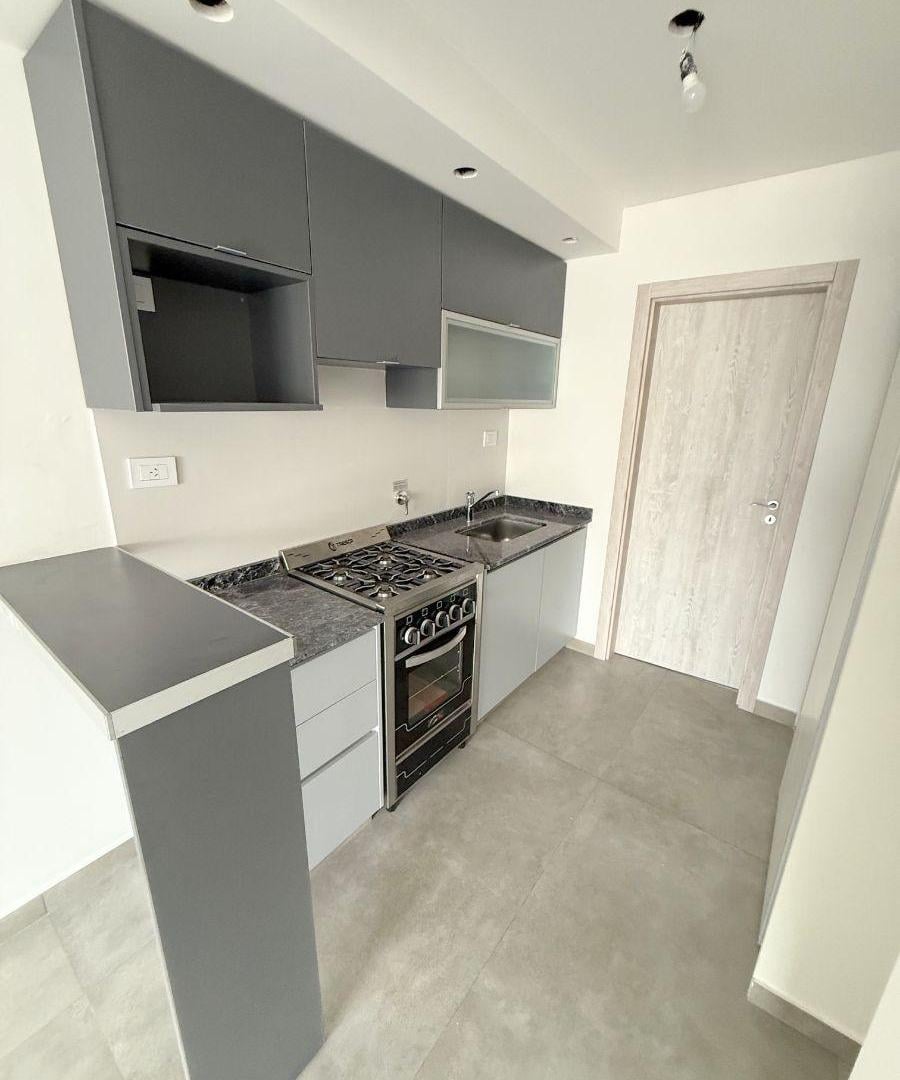 Foto de Rio Bamba 100 - Lanus Oeste - Monoambiente Excelente Categoría, imagen 3
