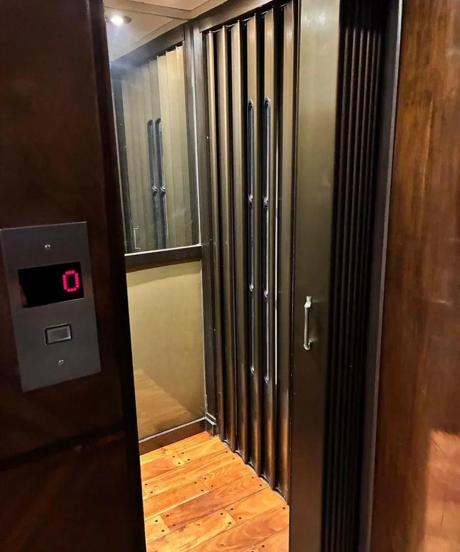 RECOLETA- FRENTE 3 amb- BALCON, BAÑO, DORMITORIO, COMEDOR LUMINOSO 2