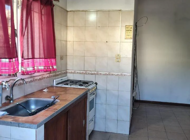 DEPARTAMENTO 2 AMBIENTES, EN COMPLEJO SOBRE TERRAROSA 555 4