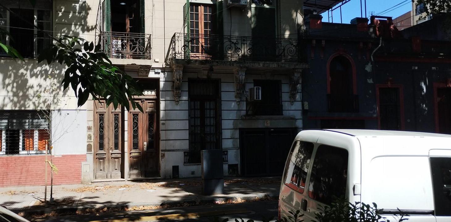 Departamento Planta Baja con 2 Patios al frente solo dos unidades s/exp
