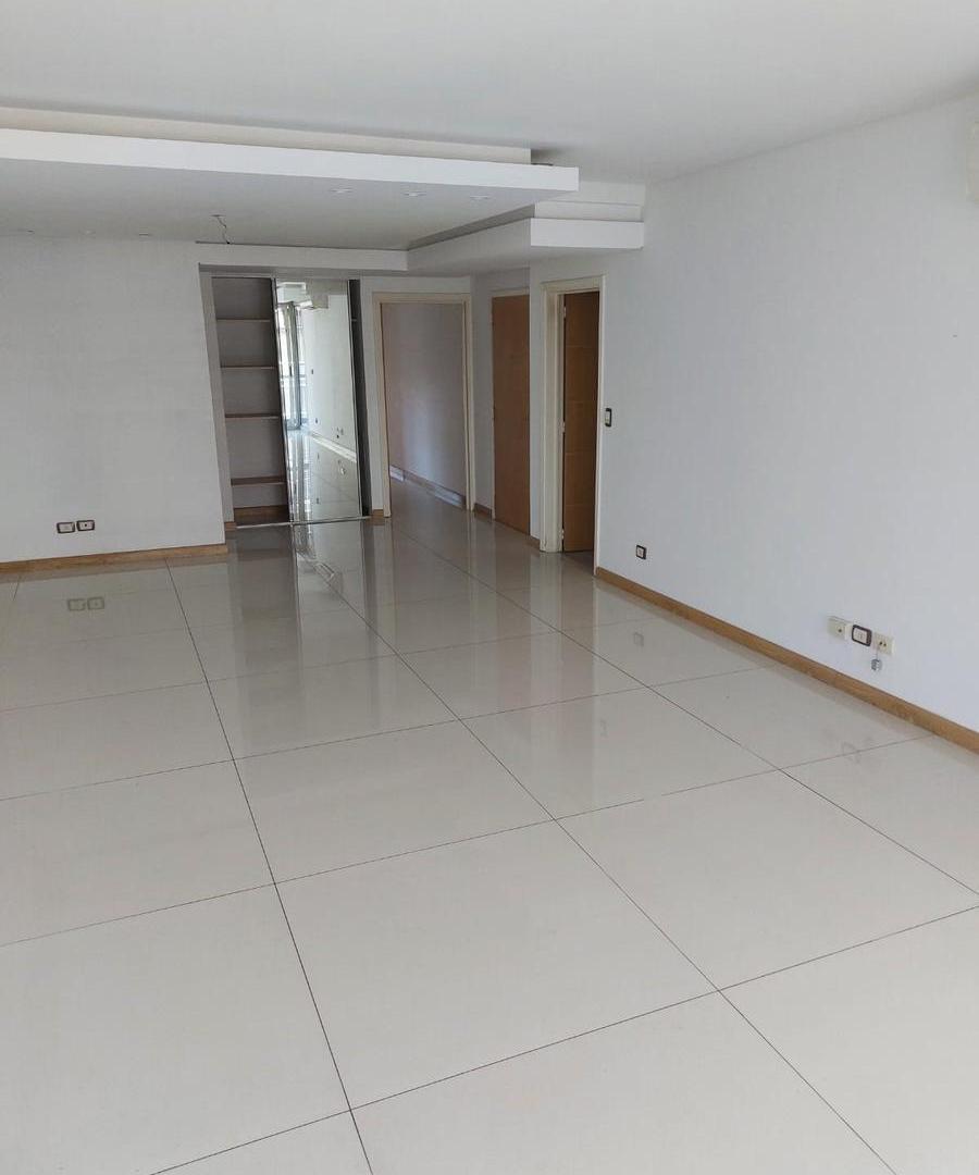 Foto de Departamento 3 amb con dep.Serv. Cochera Fte. Balcon Ed. Piscina, Gym, SUM, imagen 5