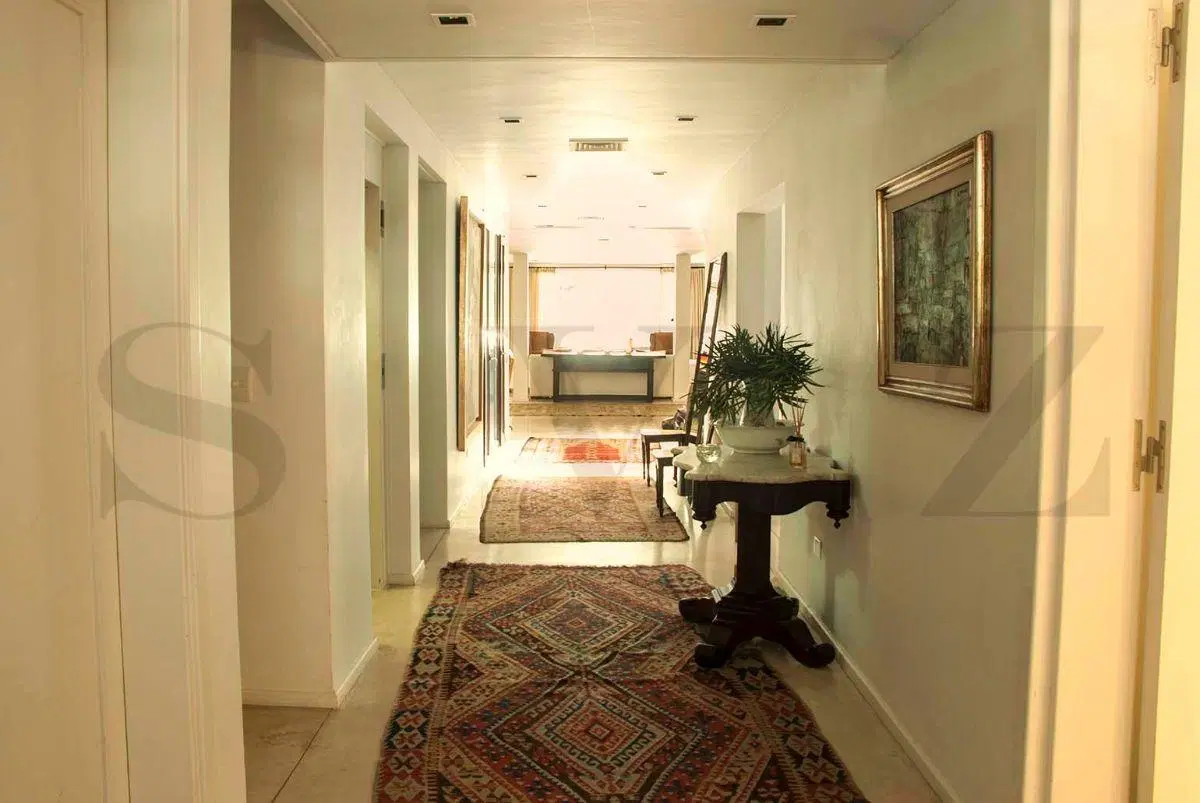 Impecable Casa en Barrio Parque 8