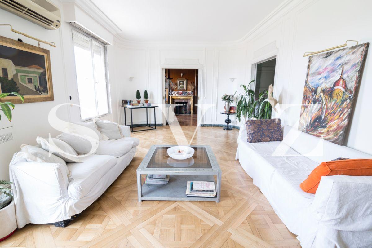 Foto de Elegante Depto con Terraza Interna y Cochera, imagen 2
