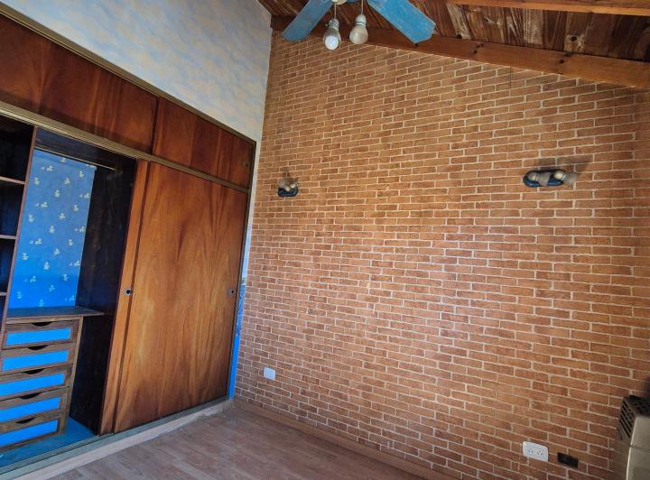 DUPLEX al Frente SIN EXPENSAS!- Con Cochera- Muy buena ubicación- 5