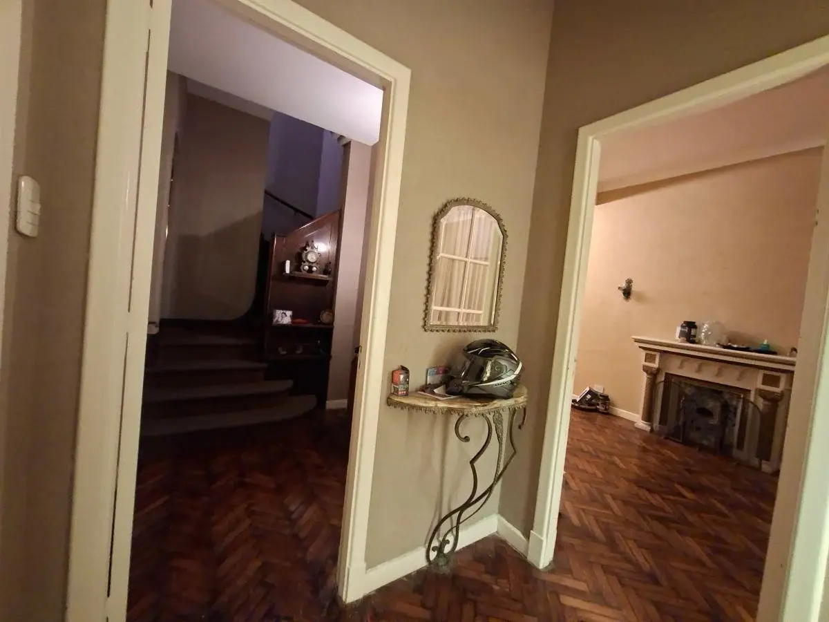 CHALET Y AMPLIO LOTE- excelente ubicacion 2