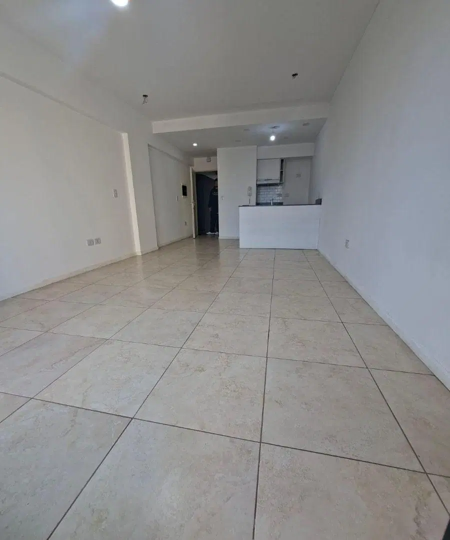 EXCELENTE MONOAMBIENTE PISO 7 - APTO PROFESIONAL/ VIVIENDA 3