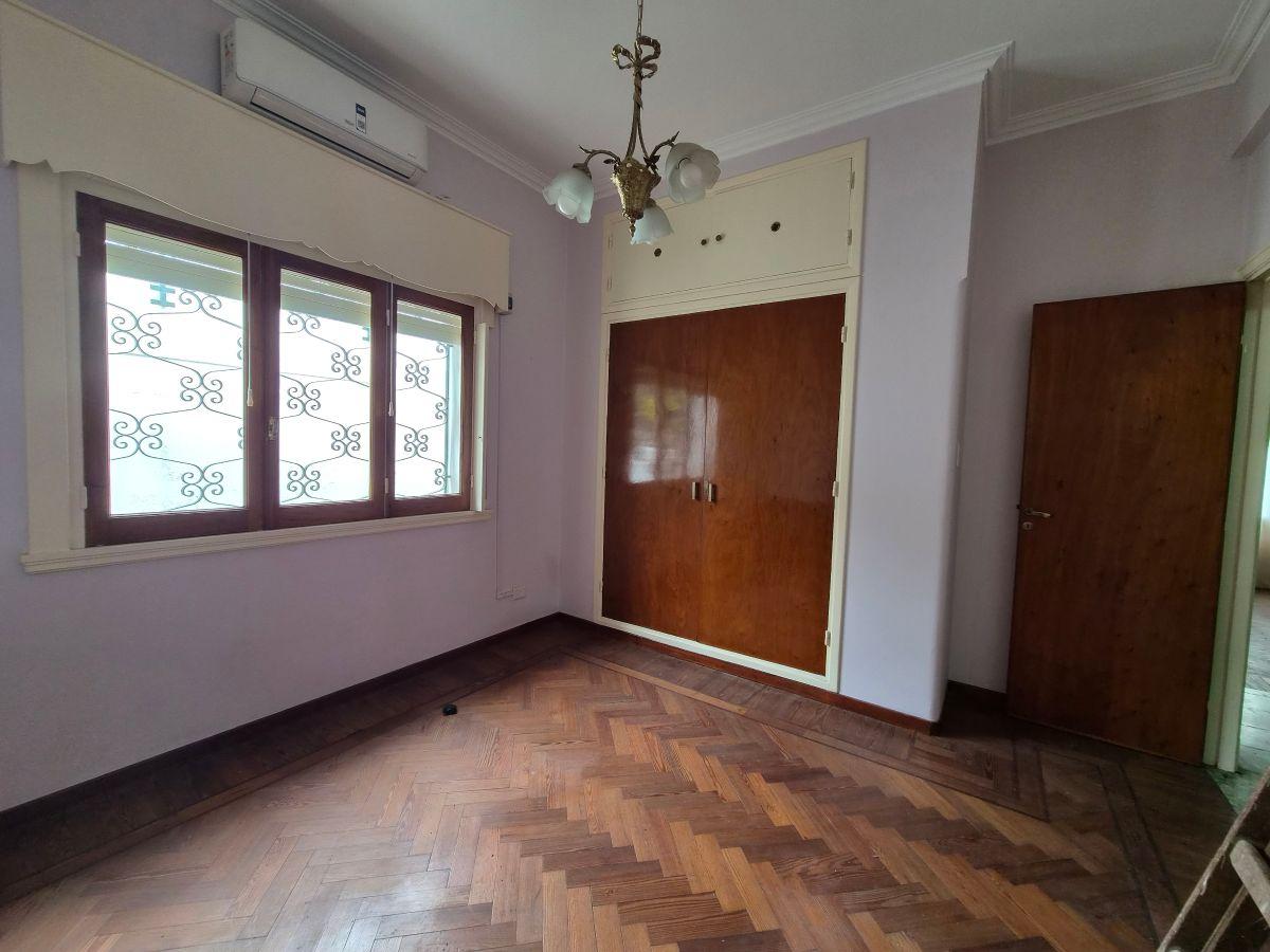 Foto de CASA INDEPENDIENTE SOBRE LOTE PROPIO GARAGE PASANTE, imagen 5