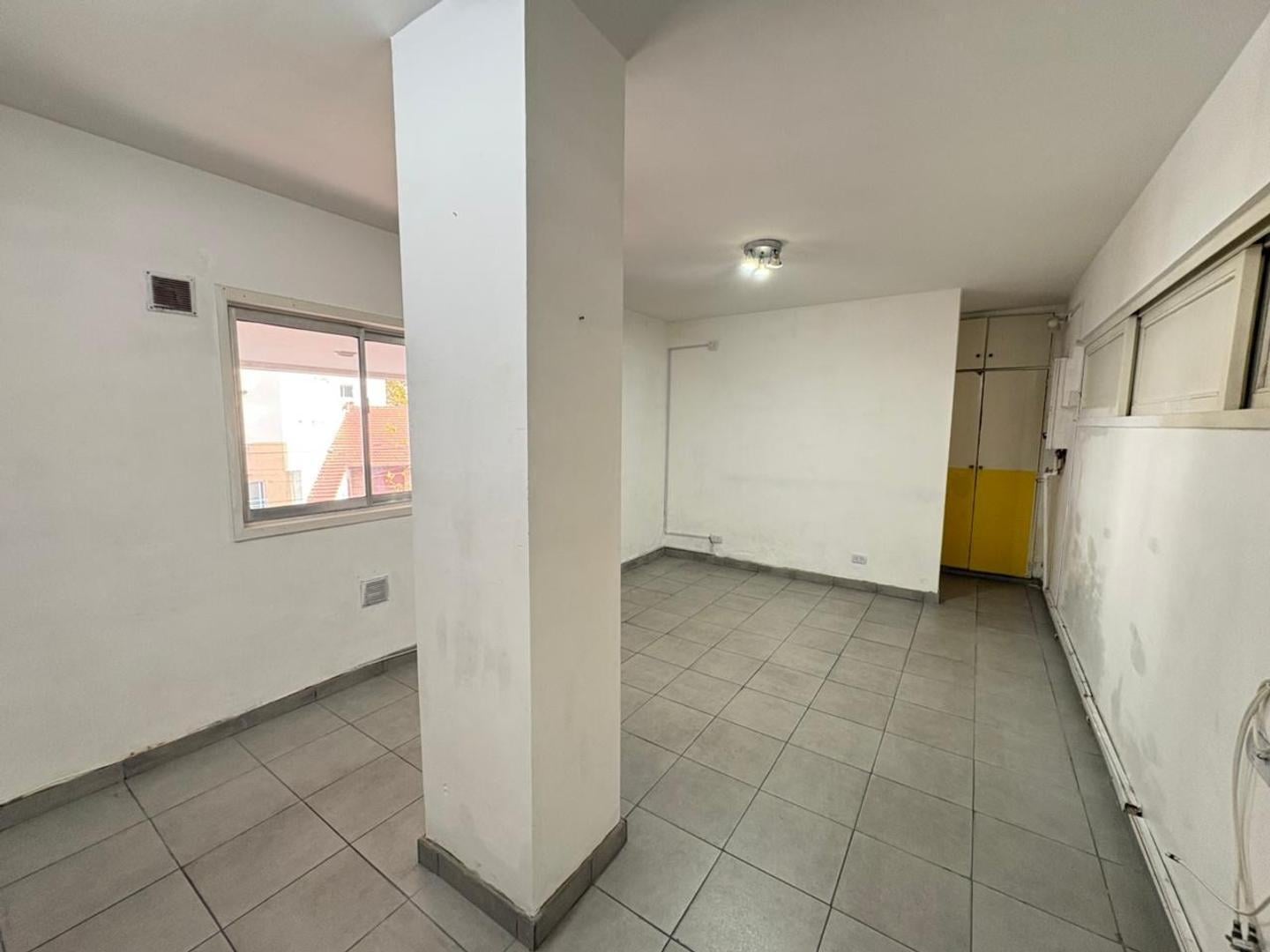 Monoambientes de bajas expensas a metros de Av. San Martín