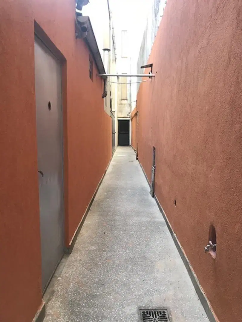 Complejo de 8 microambientes Venta el Block 1