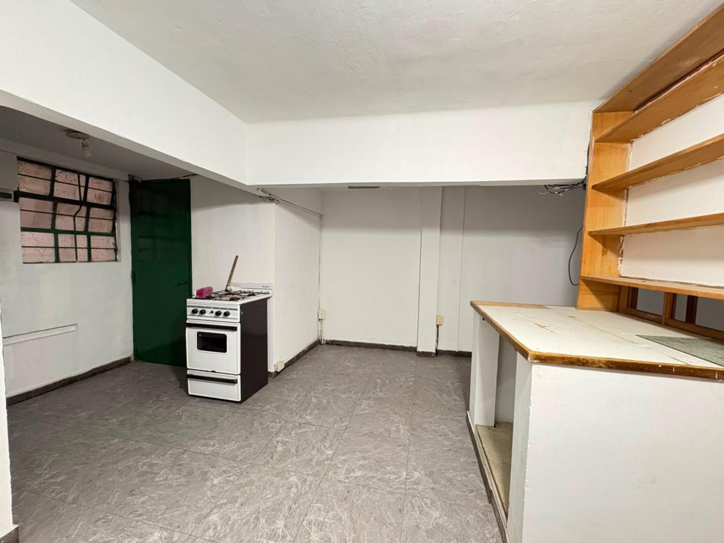 Foto de Espacio ideal para taller, depósito o vivienda, imagen 3