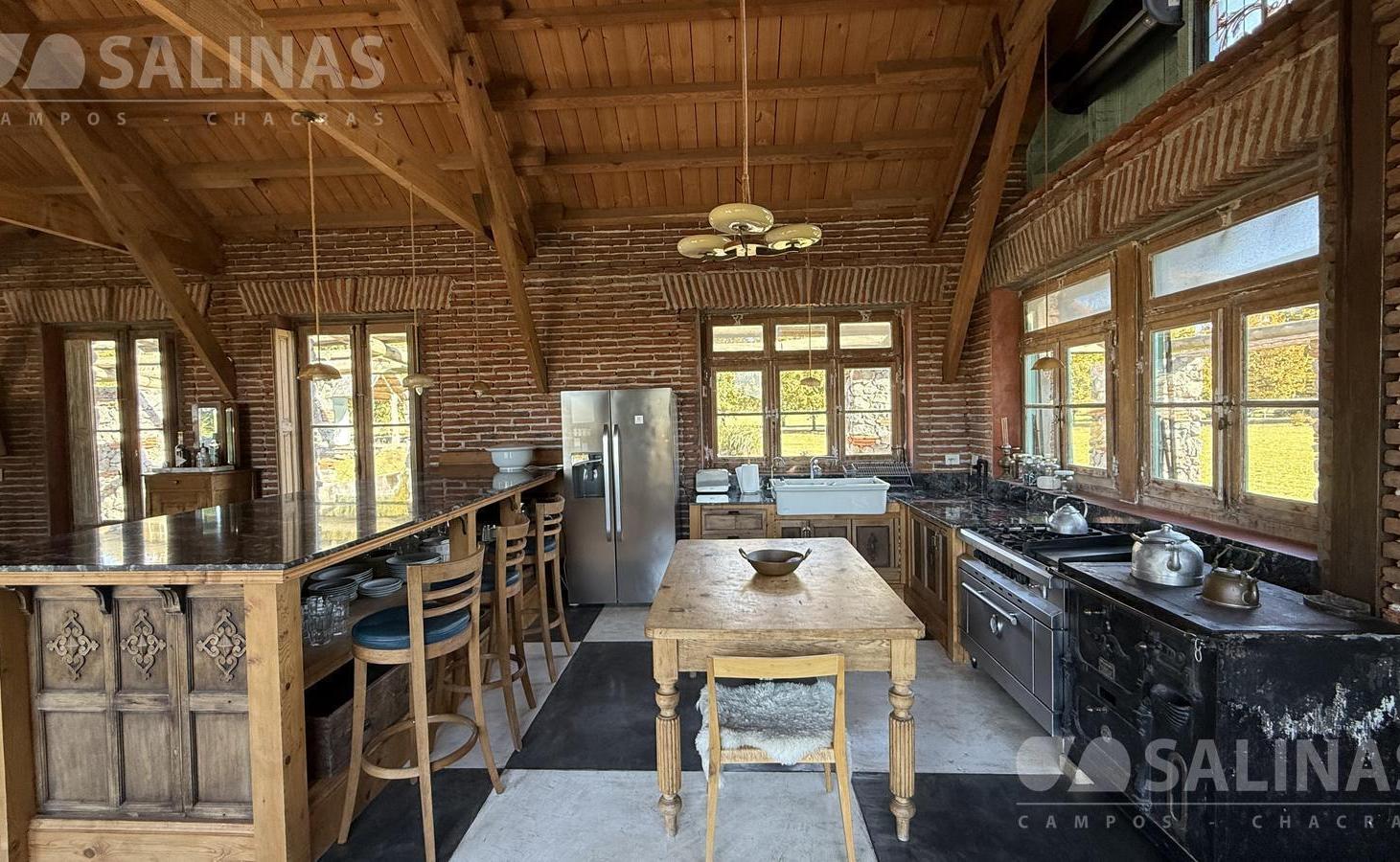Foto de 9.948 m². Exclusiva chacra de estilo campo en La Macarena., imagen 4