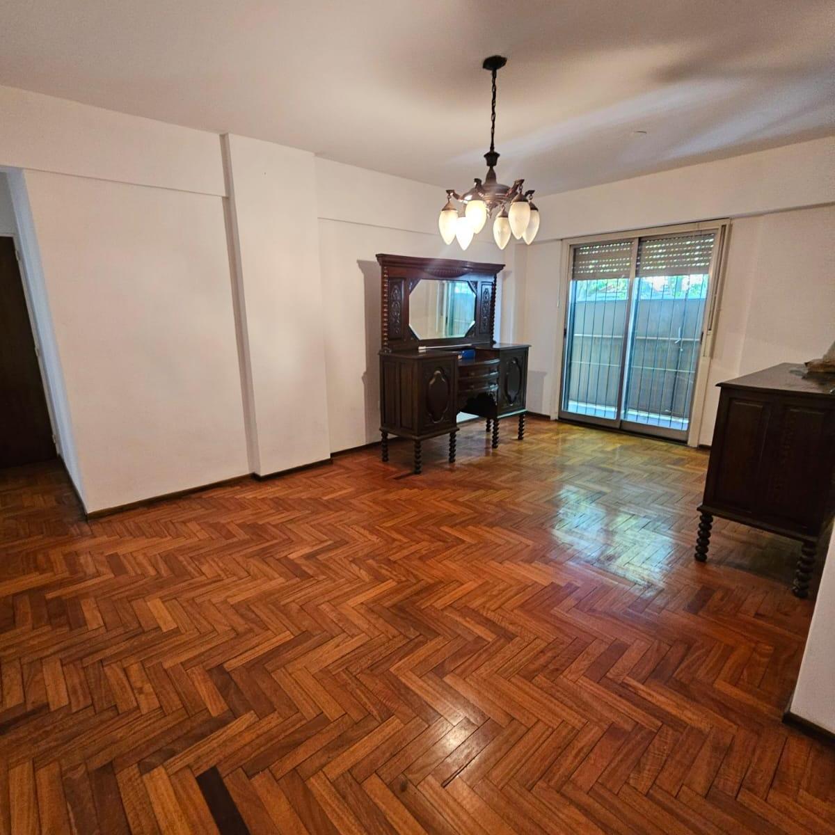 Departamento en venta de 3 dormitorios en San Martin Ctro