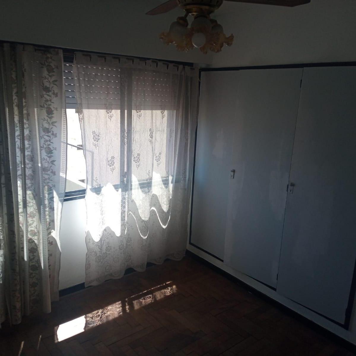 Departamento en Venta de 3 Ambientes en San Martin Ctro. 5