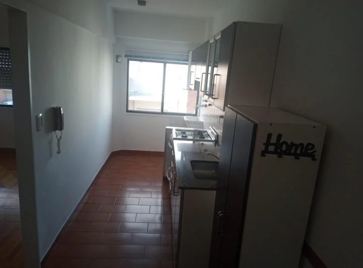Departamento 2 ambientes en San Martin Centro 1