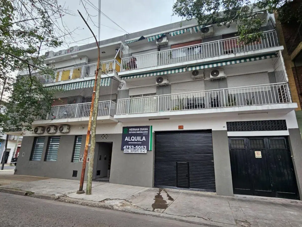 Local comercial en alquiler .San Andrés 2