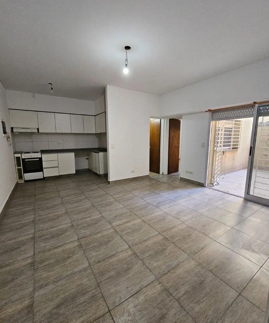 Departamento de 2 ambientes en alquiler - Villa Lynch 3