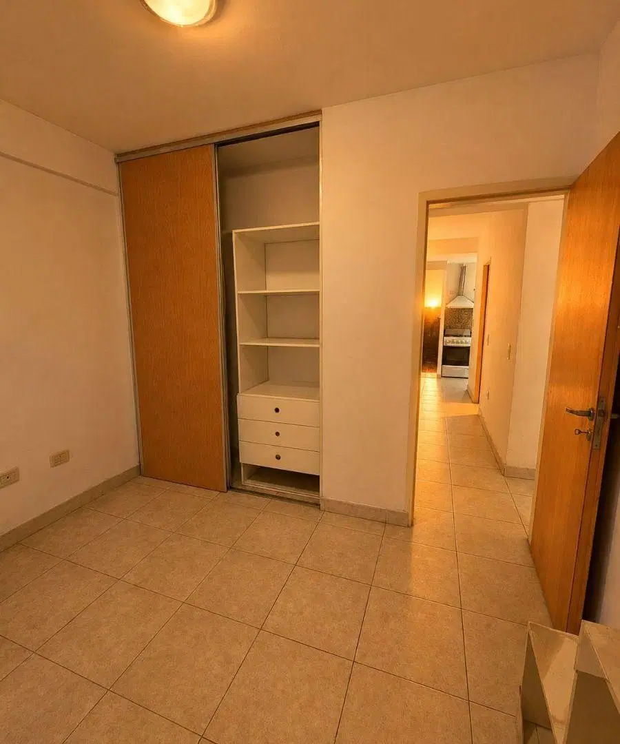ALQUILER. Departamento de dos ambientes en Saenz Peña! 3