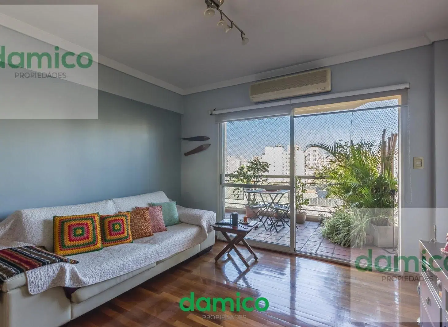 PLAZA IRLANDA DEPARTAMENTO 4 AMBIENTES EN VENTA CON PILETA 3