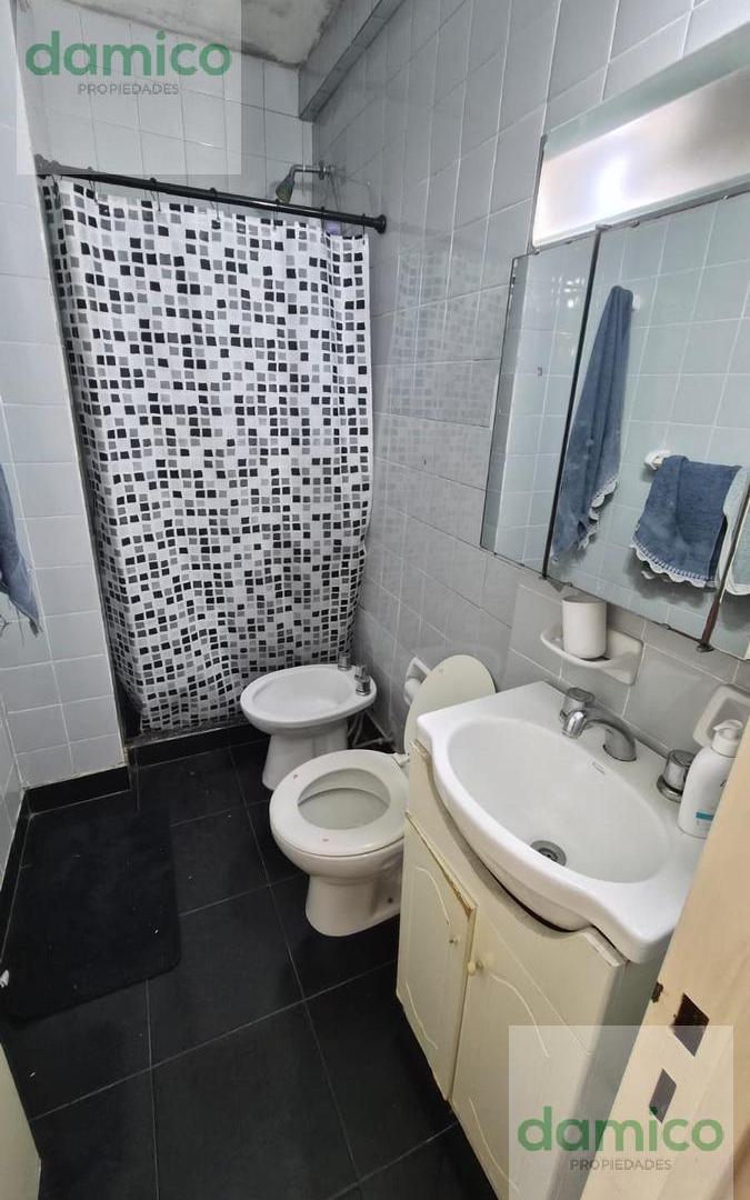 Foto de VENTA DEPARTAMENTO 3 AMBIENTES EN PARQUE PATRICIOS CON COCHERA, imagen 2