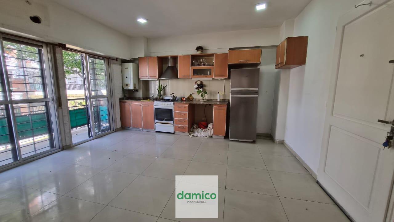 Foto de Departamento 3 ambientes con cochera en venta, imagen 1