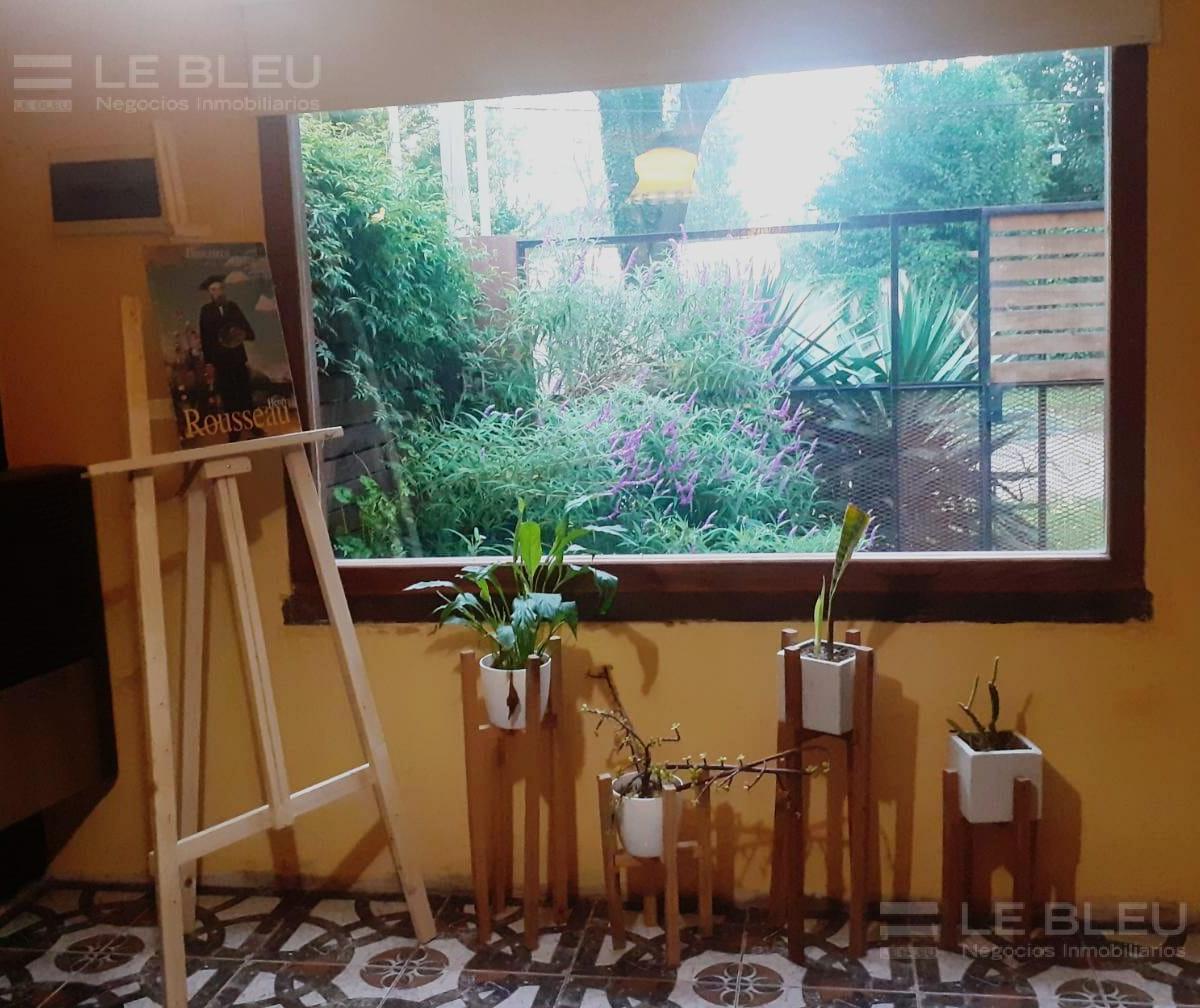 Foto de Venta Casa 3 ambientes cochera parque y pileta en Dolores Provincia de, imagen 2