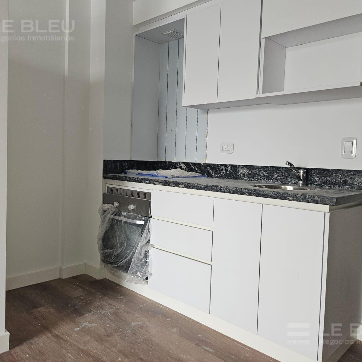Venta Monoambiente con Balcon y Pileta en Chacarita 5