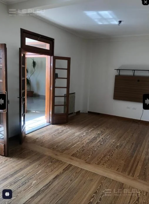 Foto de Casa moderna reciclada en planta alta con terraza privada – LA PLATA, imagen 5