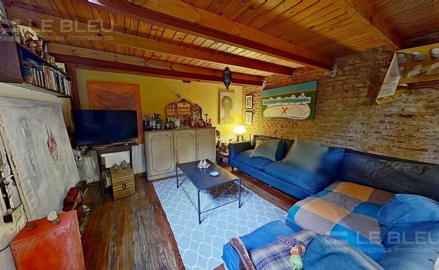 Amplio PH de 5 ambientes con patio y potencial terraza – Villa Crespo, excelente ubicación