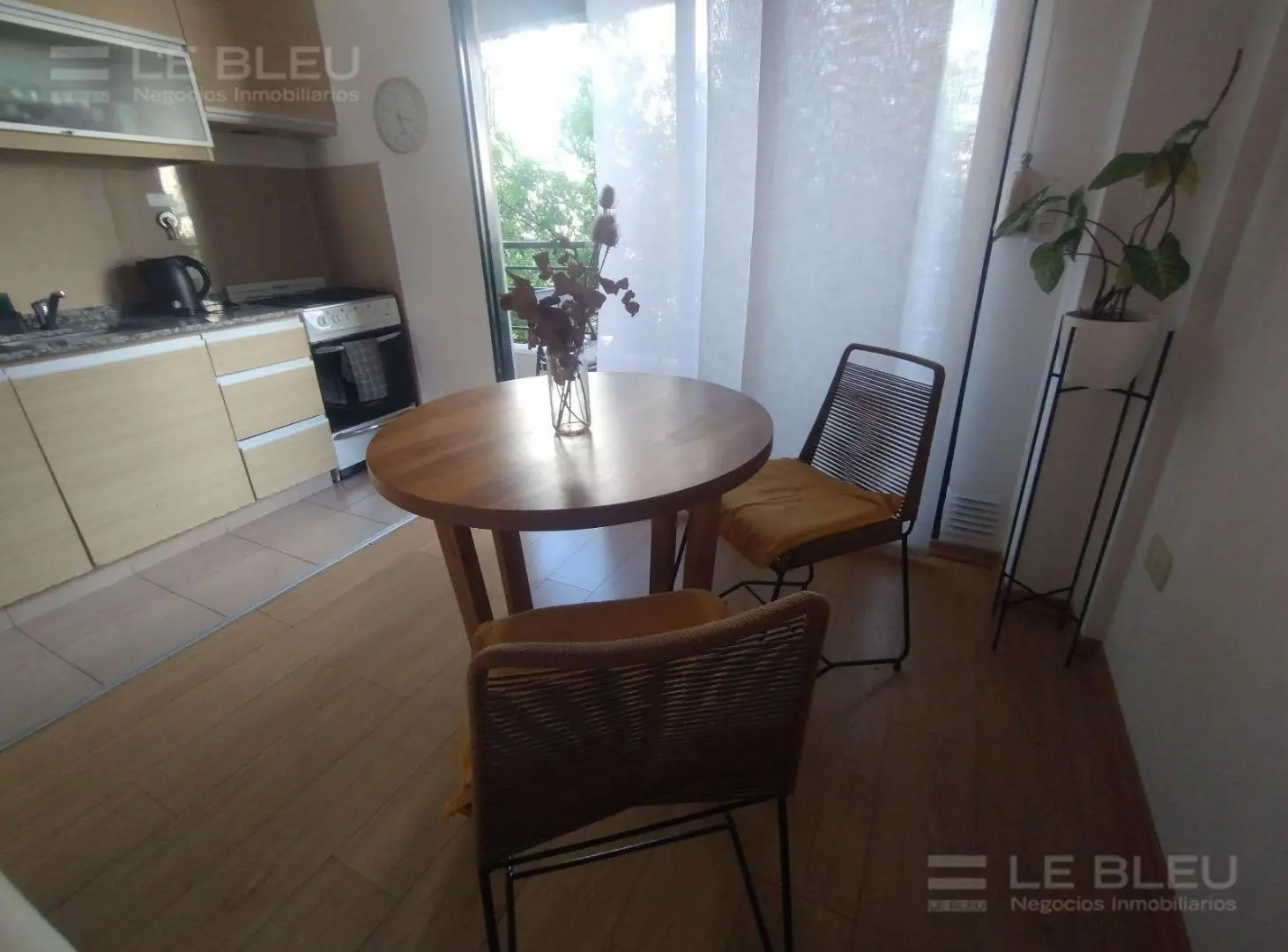 Departamento Amoblado 2 ambientes con balcón en Núñez 4