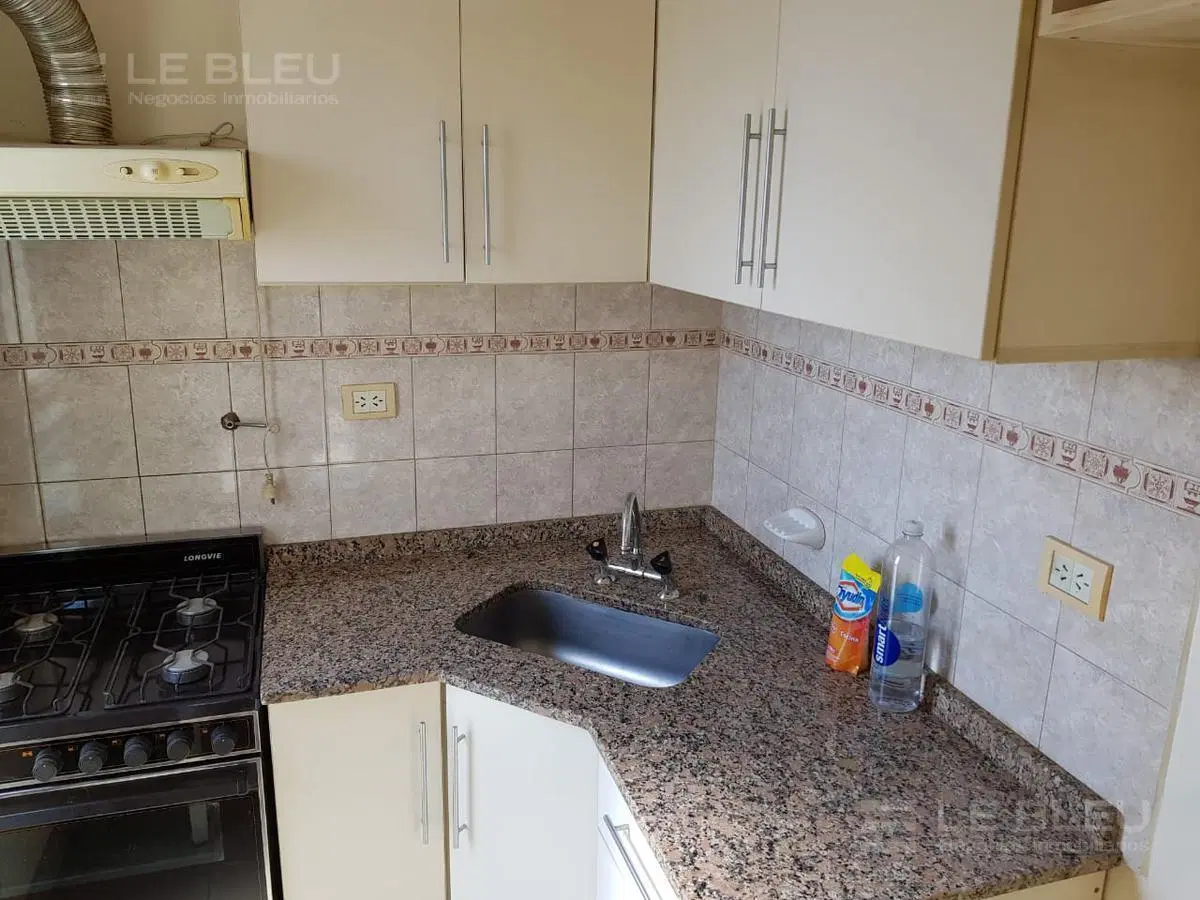 3 ambientes en alquiler en San Cristobal | Piso alto 4
