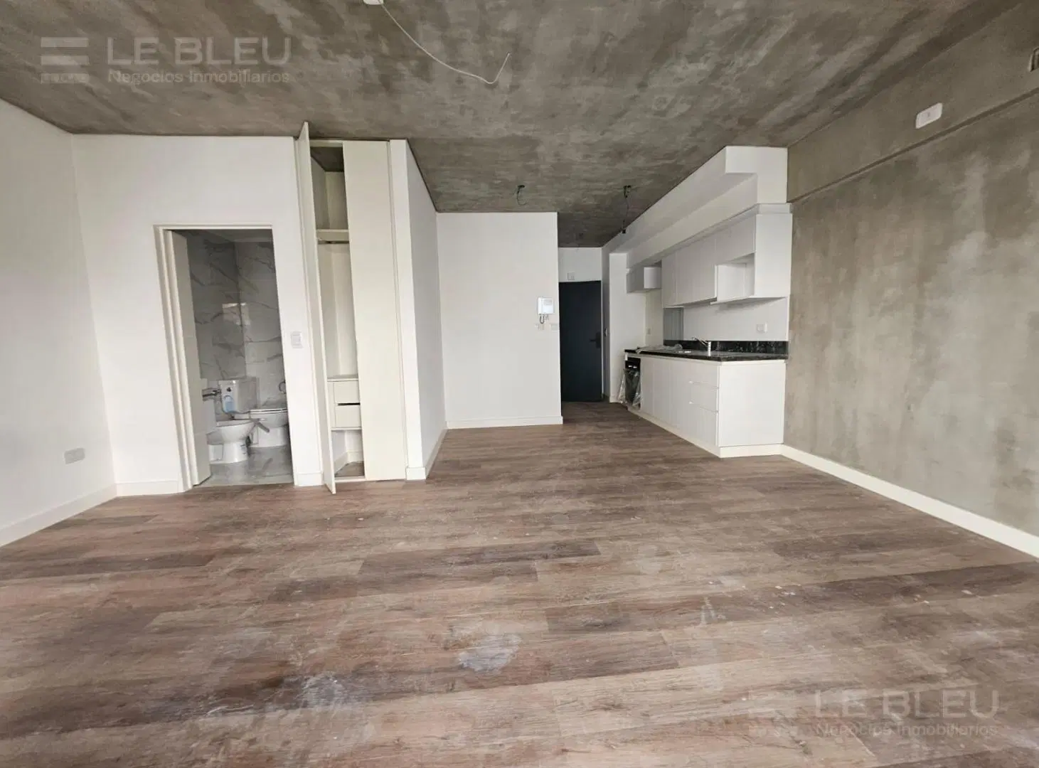ALQUILER DEPARTAMENTO MONOAMBIENTE BALCON EN CHACARITA 5
