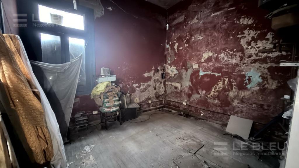 Foto de Casa en venta 4 ambientes en Floresta a refaccionar, imagen 2